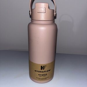 HydraFlow Hybrid Insulated Water Bottle — Blush Pink